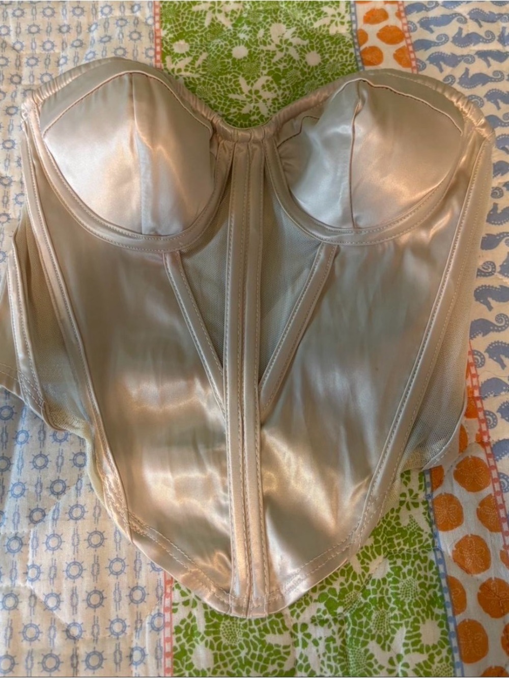 Fashion Nova Strapless Satin Bustier in Champagne Beige